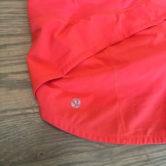 Lululemon Athletica Carnation Red Speed Up Shorts Size 2 - Picture 3 of 6
